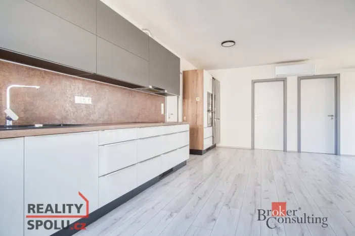 Prodej bytu 4+kk, České Budějovice - České Budějovice 3, Nádražní, 84 m2