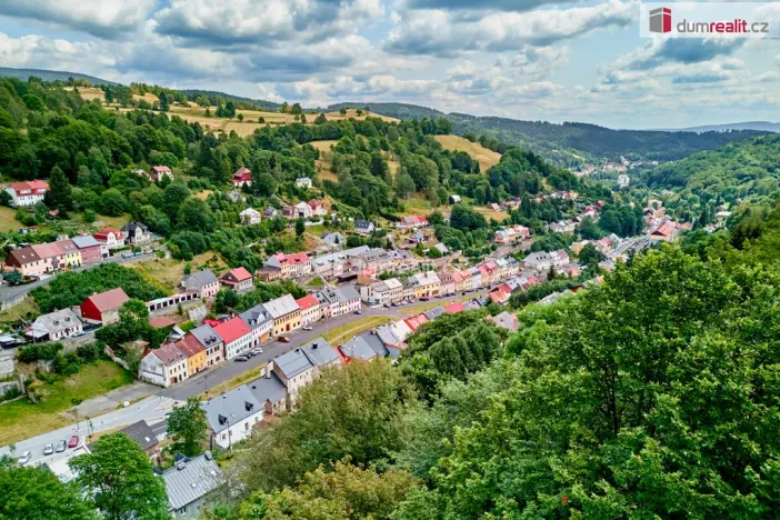 Prodej bytu 3+kk, Jáchymov, Husova, 66 m2