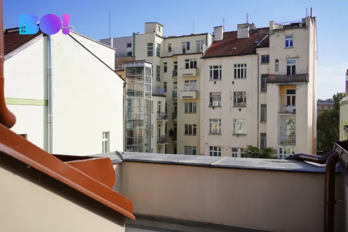 Pronájem kanceláře, Praha, Zubatého, 120 m2