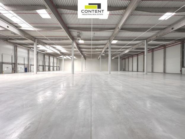 Pronájem skladu, Vrskmaň, Průmyslová, 4300 m2