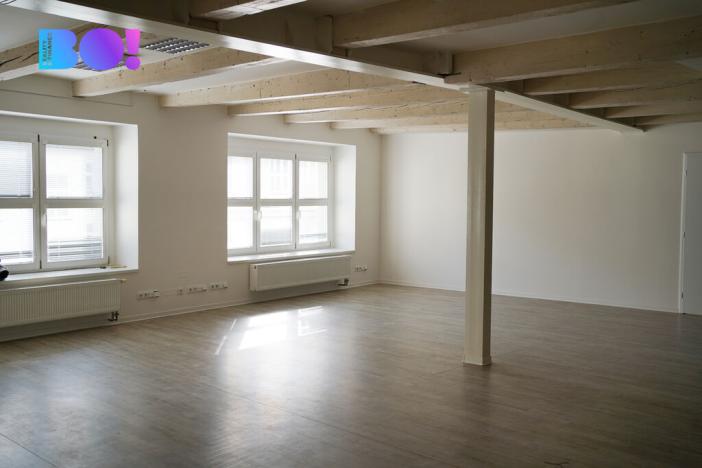 Pronájem kanceláře, Praha, Zubatého, 260 m2