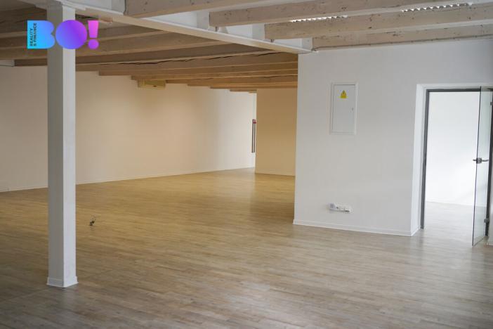 Pronájem kanceláře, Praha, Zubatého, 260 m2