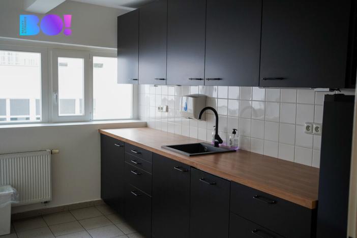 Pronájem kanceláře, Praha, Zubatého, 260 m2