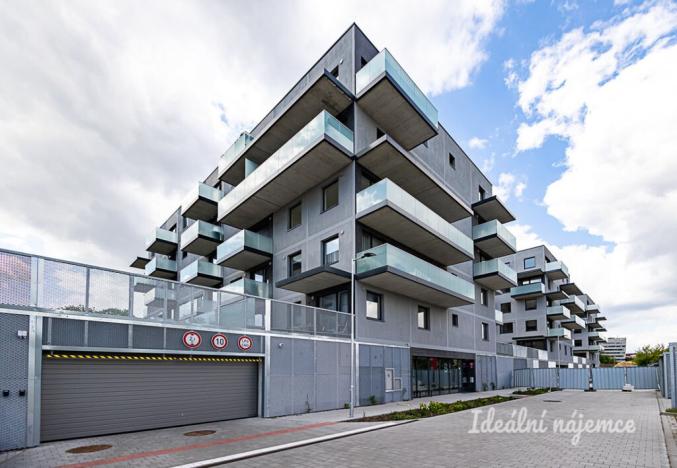 Pronájem bytu 2+kk, Praha - Prosek, Čakovická, 43 m2