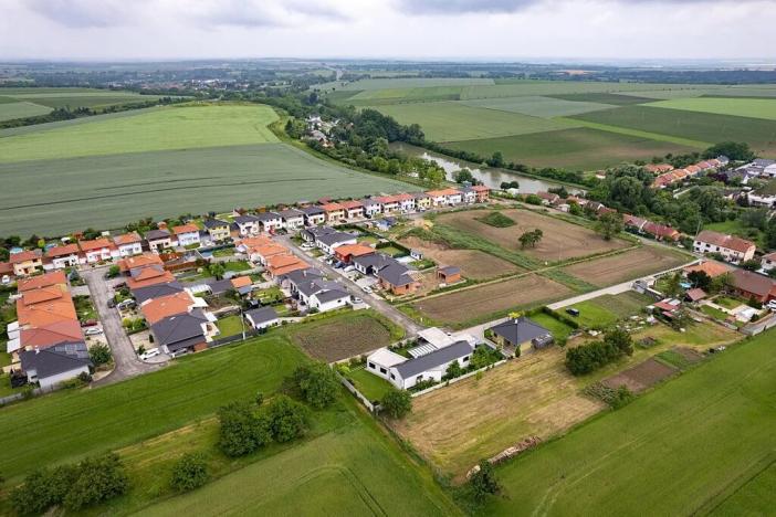 Prodej pozemku pro bydlení, Syrovice, 416 m2