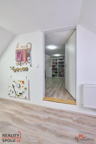 Prodej rodinného domu, Kluky - Dobešice, 220 m2