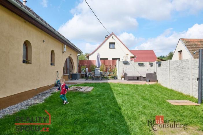 Prodej rodinného domu, Kluky - Dobešice, 220 m2