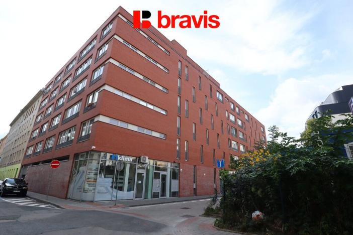 Pronájem garáže, Brno, Spálená, 15 m2