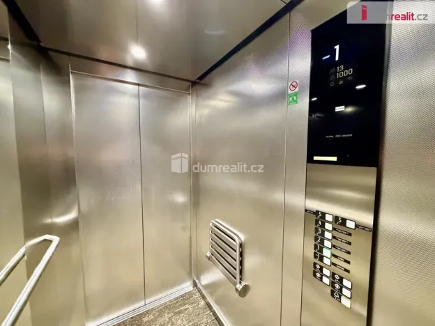 Prodej bytu 1+kk, Harrachov, 28 m2