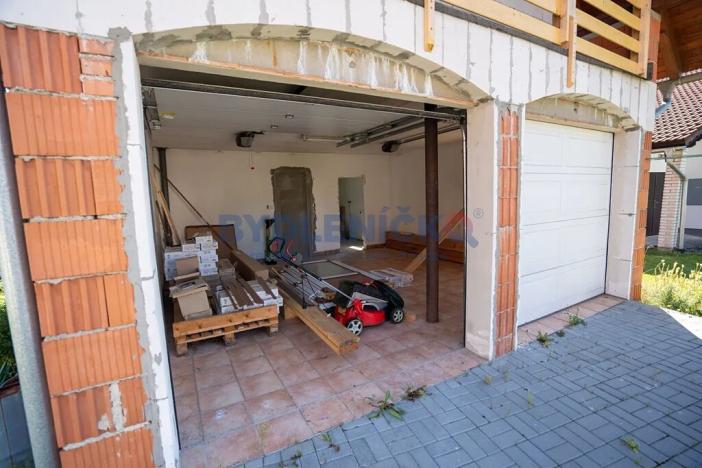 Prodej vícegeneračního domu, Volary, Budějovická, 248 m2