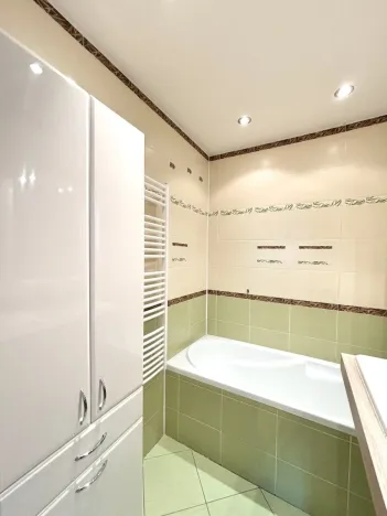 Pronájem bytu 3+1, Jablonec nad Nisou - Mšeno nad Nisou, Boženy Němcové, 70 m2