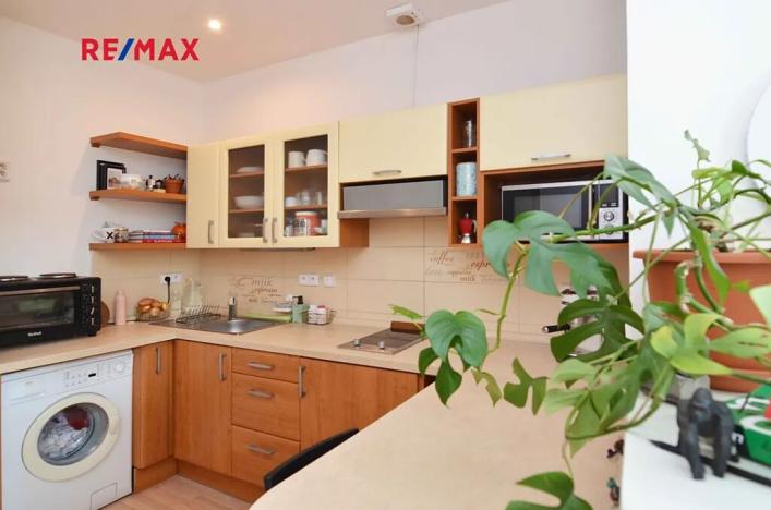 Pronájem bytu 1+1, Praha - Košíře, Pod Kavalírkou, 42 m2