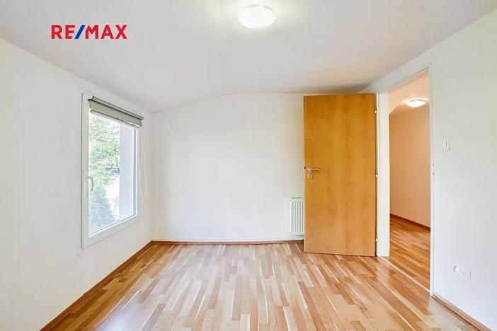 Prodej rodinného domu, Praha - Uhříněves, V kuťatech, 78 m2