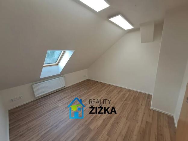 Pronájem výrobních prostor, Hrušovany u Brna, U Výzkumu, 200 m2
