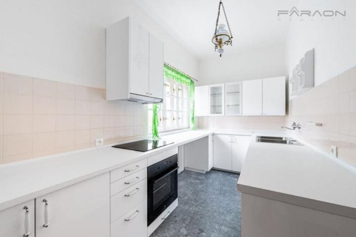 Pronájem vily, Černošice, 165 m2