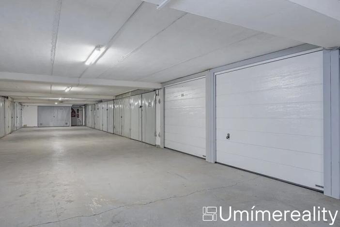 Pronájem garáže, Praha - Stodůlky, Bašteckého, 19 m2