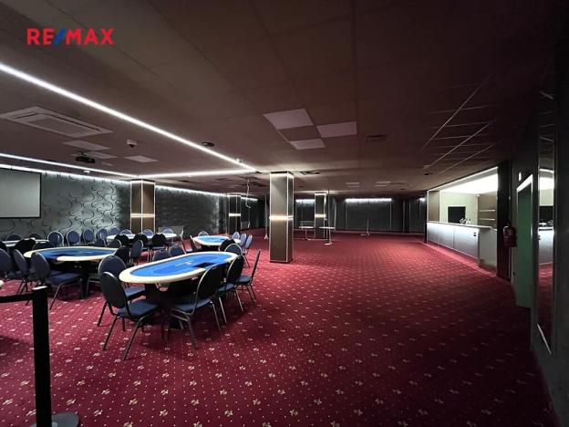 Pronájem obchodního prostoru, Liberec, Ježkova, 487 m2