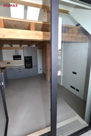 Pronájem atypického bytu, Plzeň, Slovanská, 73 m2