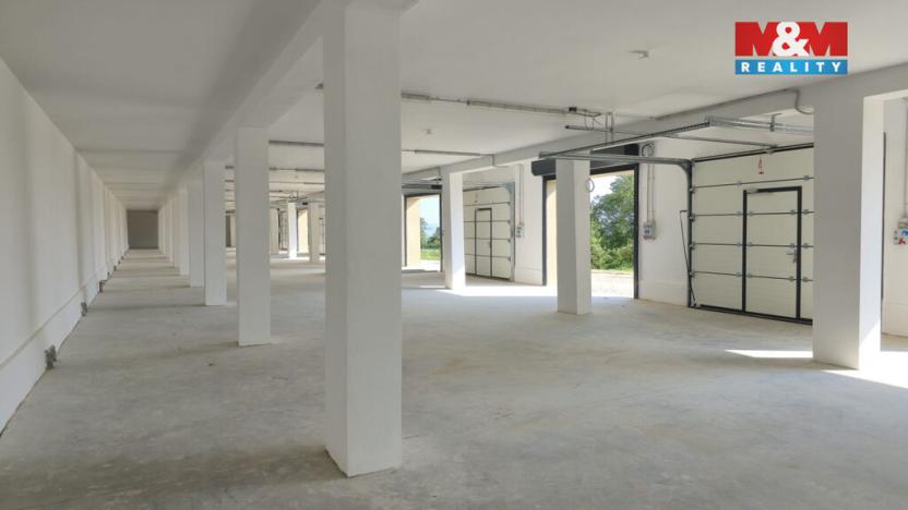 Pronájem skladu, Újezdec, 500 m2