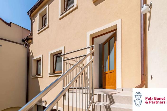 Pronájem bytu 3+kk, Rakovník, Husovo náměstí, 87 m2