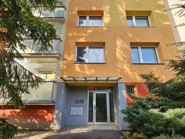 Prodej bytu 3+kk, Praha - Kamýk, Cholupická, 46 m2