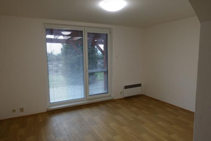 Pronájem bytu 2+1, Zlín - Kudlov, Žlutá, 57 m2