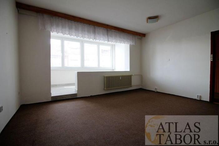 Pronájem bytu 1+1, Tábor, nám. F. Křižíka, 43 m2