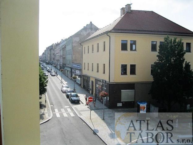 Pronájem bytu 1+1, Tábor, nám. F. Křižíka, 43 m2