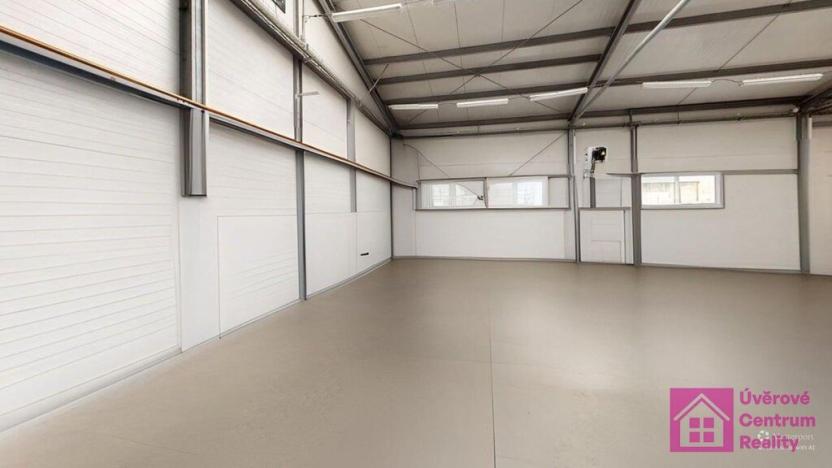 Pronájem skladu, Hodonín, Velkomoravská, 426 m2