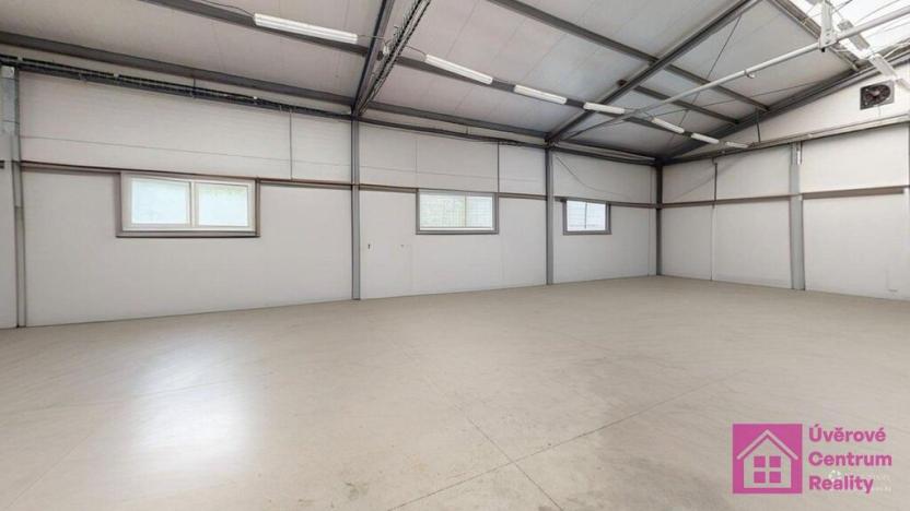 Pronájem skladu, Hodonín, Velkomoravská, 200 m2