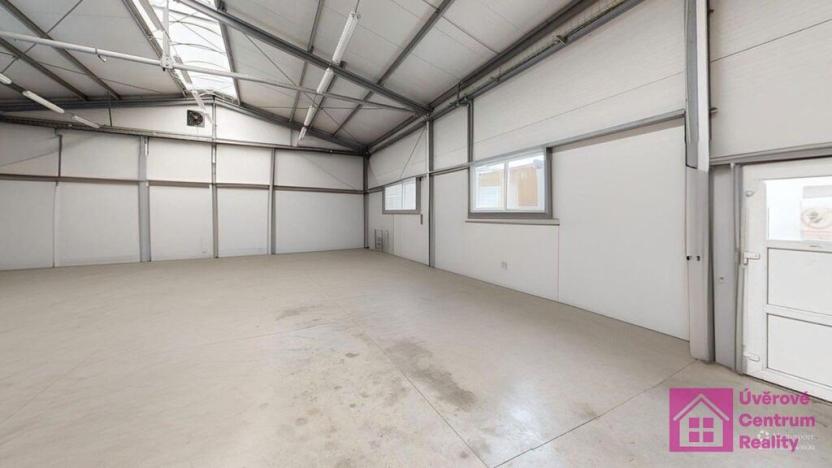 Pronájem skladu, Hodonín, Velkomoravská, 200 m2
