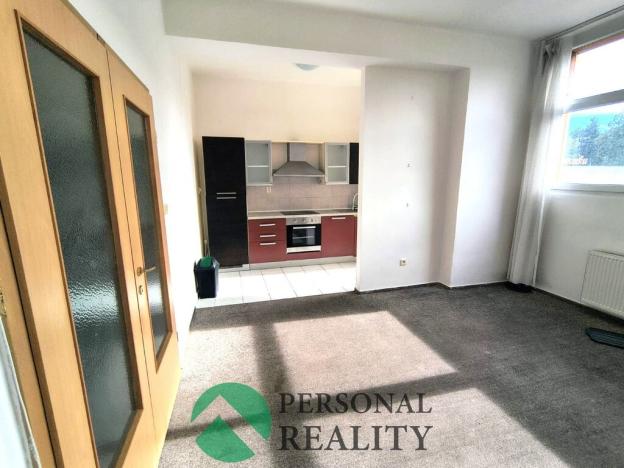 Prodej bytu 3+1, Zruč nad Sázavou, náměstí Míru, 64 m2