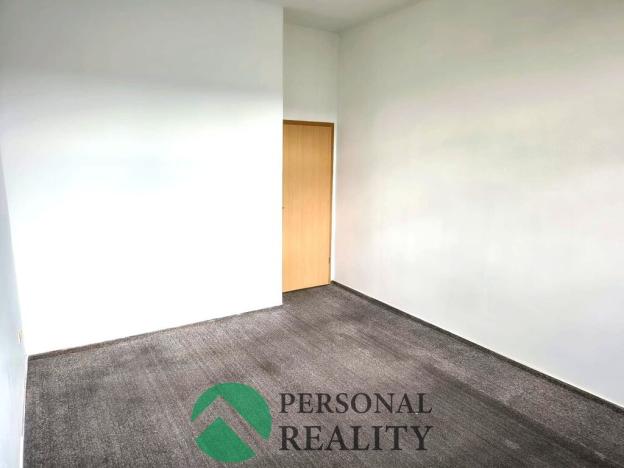 Prodej bytu 3+1, Zruč nad Sázavou, náměstí Míru, 64 m2