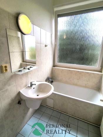 Prodej bytu 3+1, Zruč nad Sázavou, náměstí Míru, 64 m2