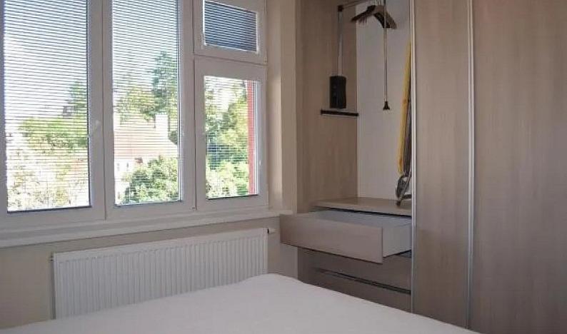 Pronájem bytu 2+kk, Praha - Podolí, Levá, 42 m2
