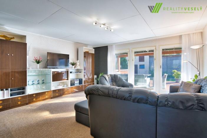 Prodej rodinného domu, Hluboké Dvory, 190 m2