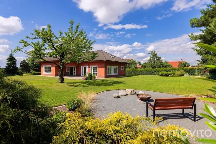 Prodej rodinného domu, Křížkový Újezdec, 412 m2