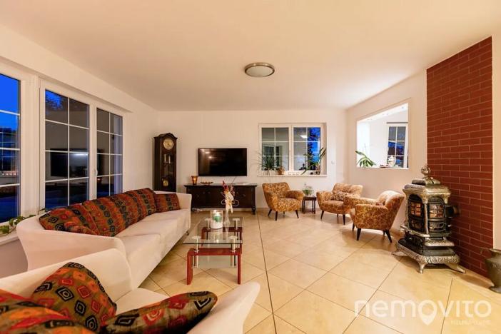 Prodej rodinného domu, Křížkový Újezdec, 412 m2