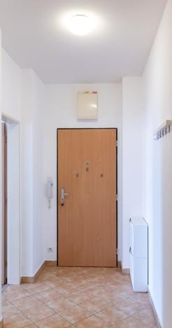 Pronájem bytu 1+kk, Praha - Vysočany, Poděbradská, 38 m2