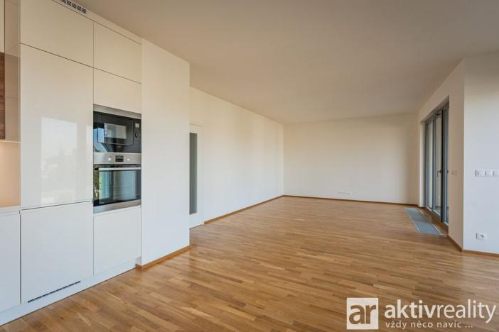 Pronájem bytu 5+kk, Praha - Karlín, Breitfeldova, 155 m2