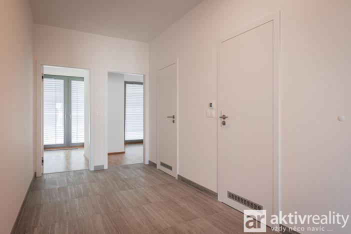 Pronájem bytu 5+kk, Praha - Karlín, Breitfeldova, 155 m2