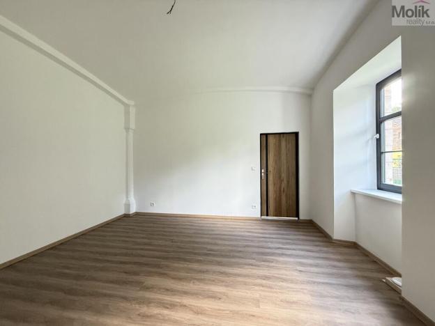 Pronájem bytu 2+kk, Osek, Tovární, 57 m2