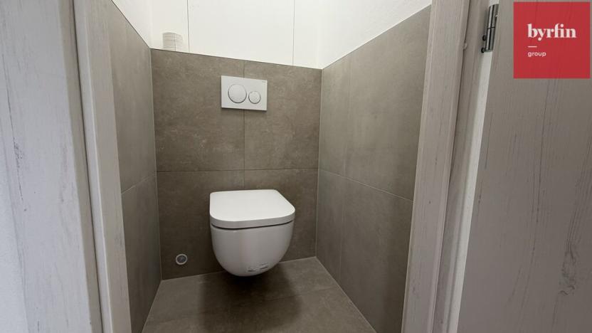 Pronájem bytu 4+1, Opava, 17. listopadu, 87 m2