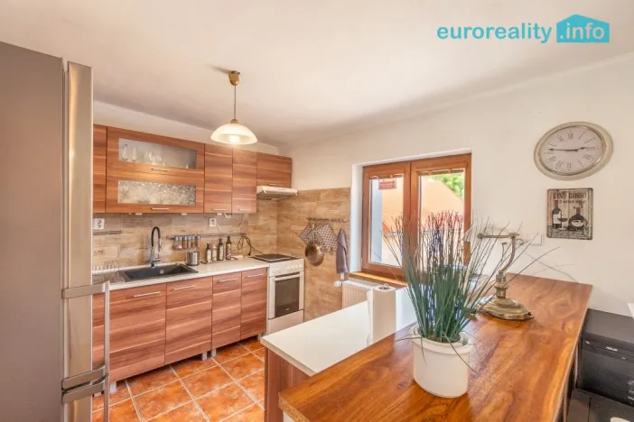 Prodej rodinného domu, Zahrádky, 196 m2