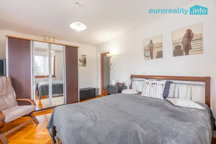 Prodej rodinného domu, Zahrádky, 196 m2