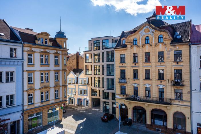 Pronájem bytu 1+kk, Děčín - Děčín I-Děčín, Masarykovo nám., 35 m2