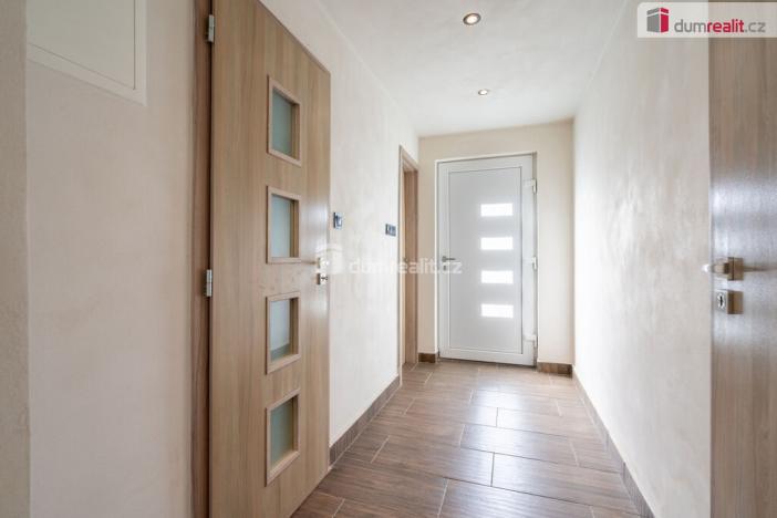 Prodej rodinného domu, Vědomice, Vetelská, 460 m2