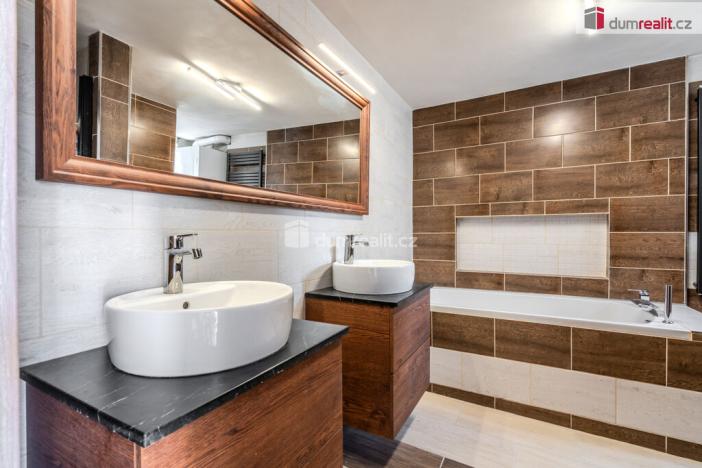 Prodej rodinného domu, Vědomice, Vetelská, 460 m2