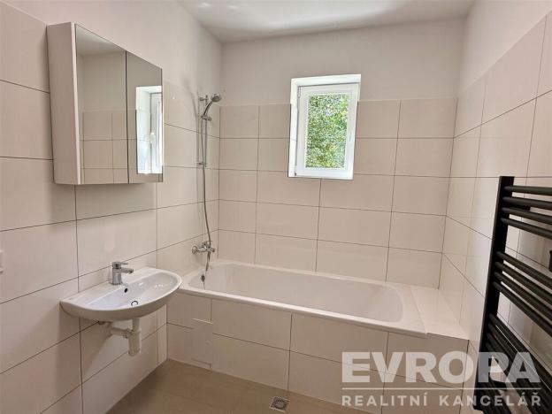 Pronájem bytu 2+1, Praha - Hostivař, V nových domcích, 61 m2