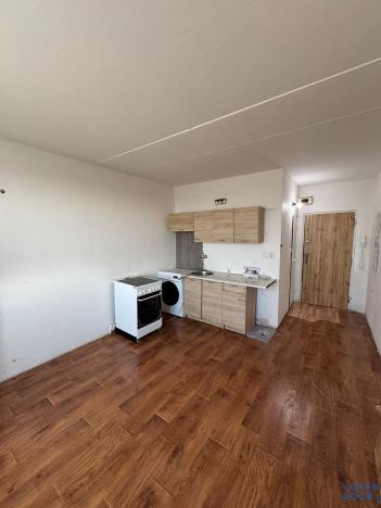 Pronájem bytu 1+1, Chomutov, Kamenná, 35 m2